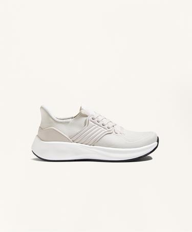 OYSHO Универсальные кроссовки для разнообразных активностей