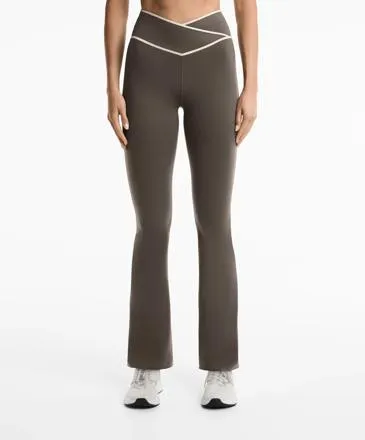 PERFECT-ADAPT CROSSOVER V-CUT WAIST FLARE TROUSERS