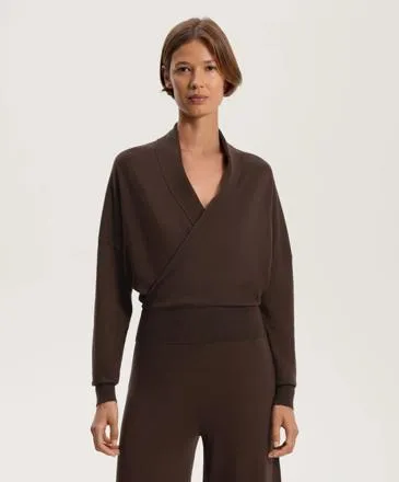 CROSSOVER JUMPER WITH FITTED WAIST