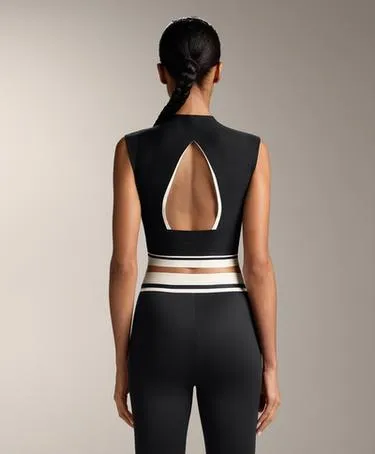 Летняя майка PERFECT-ADAPT- Заказать в России