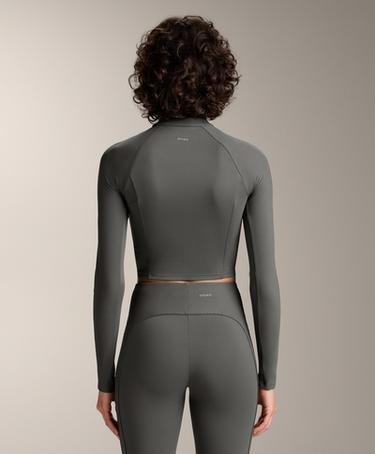 Майка COMFORTLUX с длинным рукавом и вставками ребристой фактуры- Заказать в России