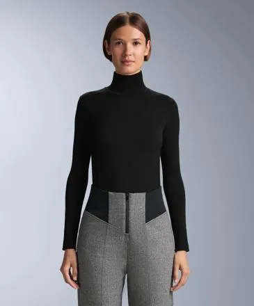 SEAMLESS MERINO WOOL BASE LAYER T-SHIRT