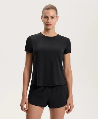 FITTED SHORT-SLEEVED TECHNICAL T-SHIRT- Заказать в России