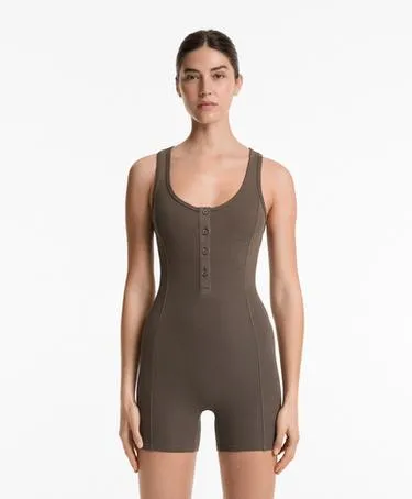 Шорт-комбинезон из хлопкового микса с тяжелой рифленой тканью- Заказать в России