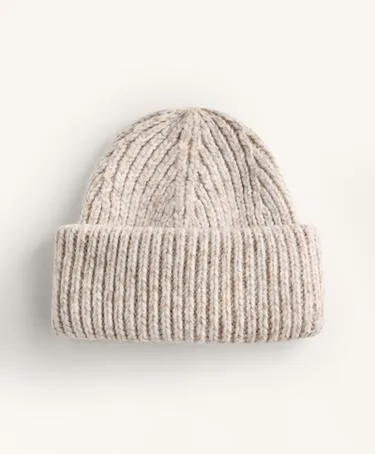 FLECKED KNIT BEANIE- Заказать в России