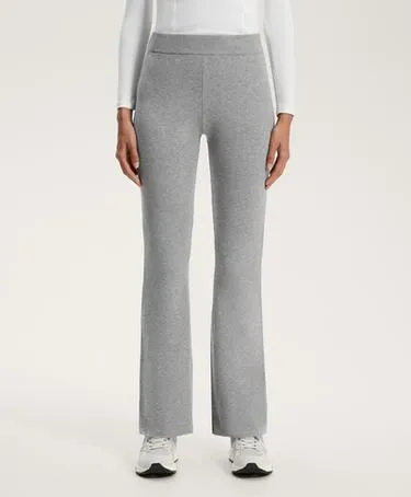 Вязаные брюки клеш