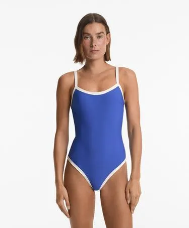 Купальник с яркими контрастами