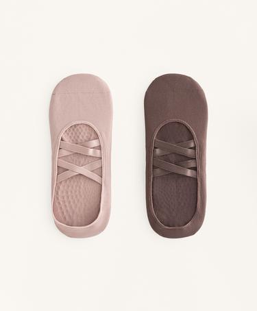 OYSHO 2 PAIRS OF POLYAMIDE BLEND YOGA AND PILATES SOCKS WITH DOUBLE STRAPS