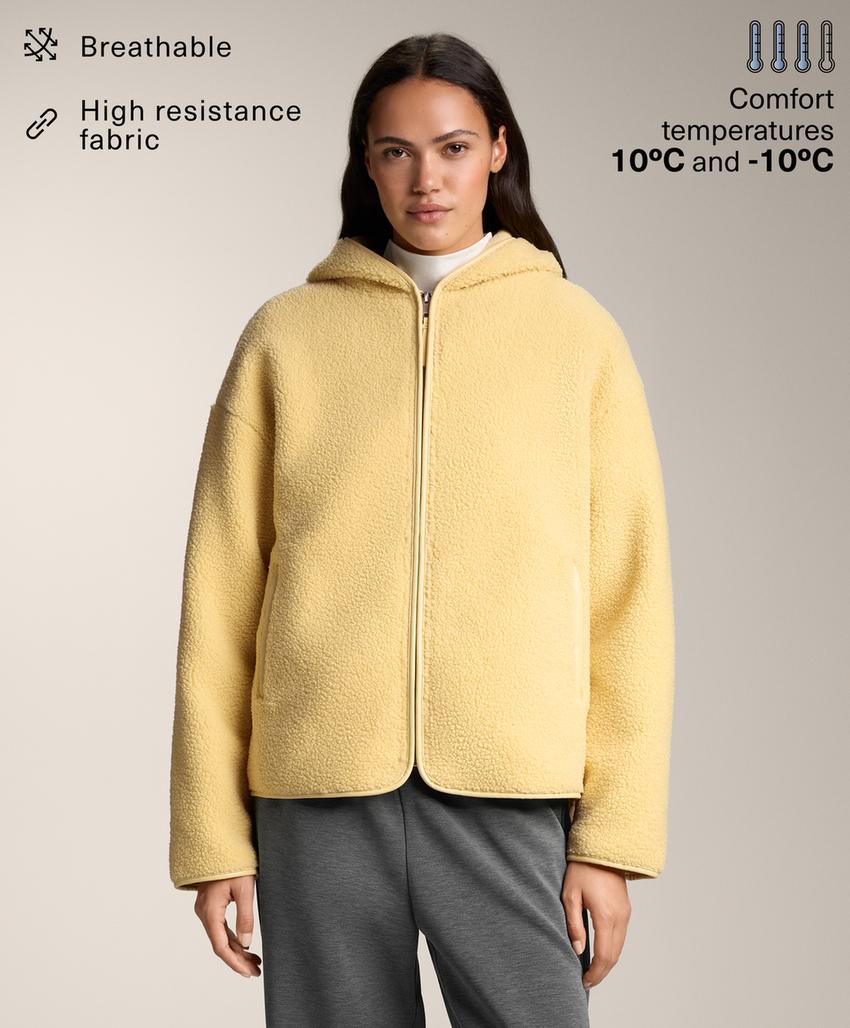 Куртка из искусственной овчины с капюшоном