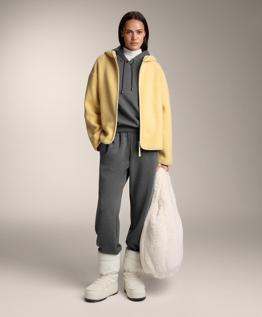 Куртка из искусственной овчины с капюшоном