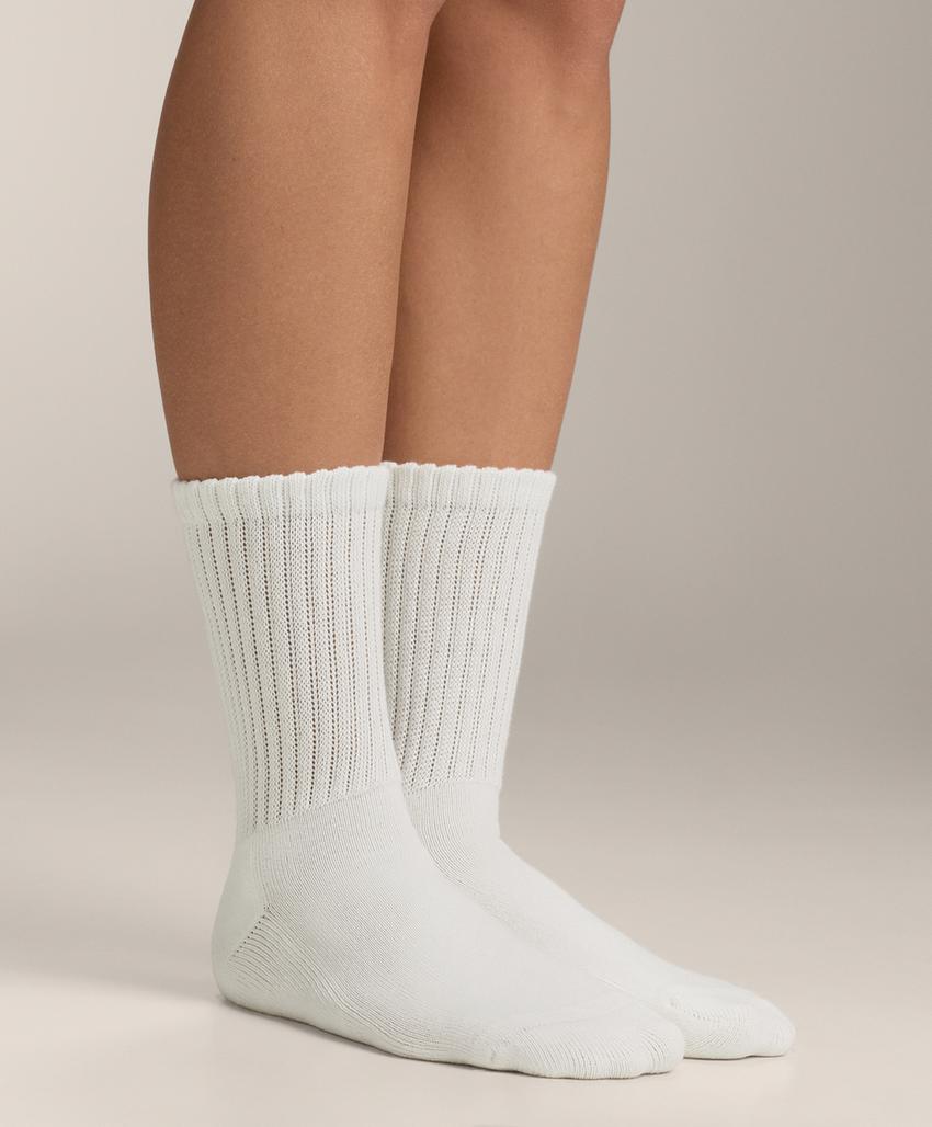 Классические свободные носки из смесового хлопка