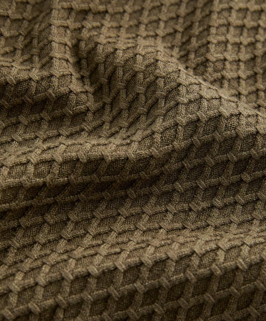 Вязаная куртка с капюшоном