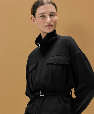 Куртка с ремнем из мягкой ткани с модалом- Заказать в России