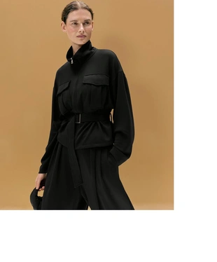 Куртка с ремнем из мягкой ткани с модалом- Заказать в России