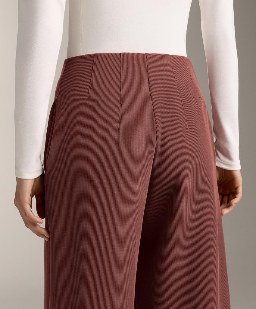 Брюки High rise Rib из мягкой ткани с модалом