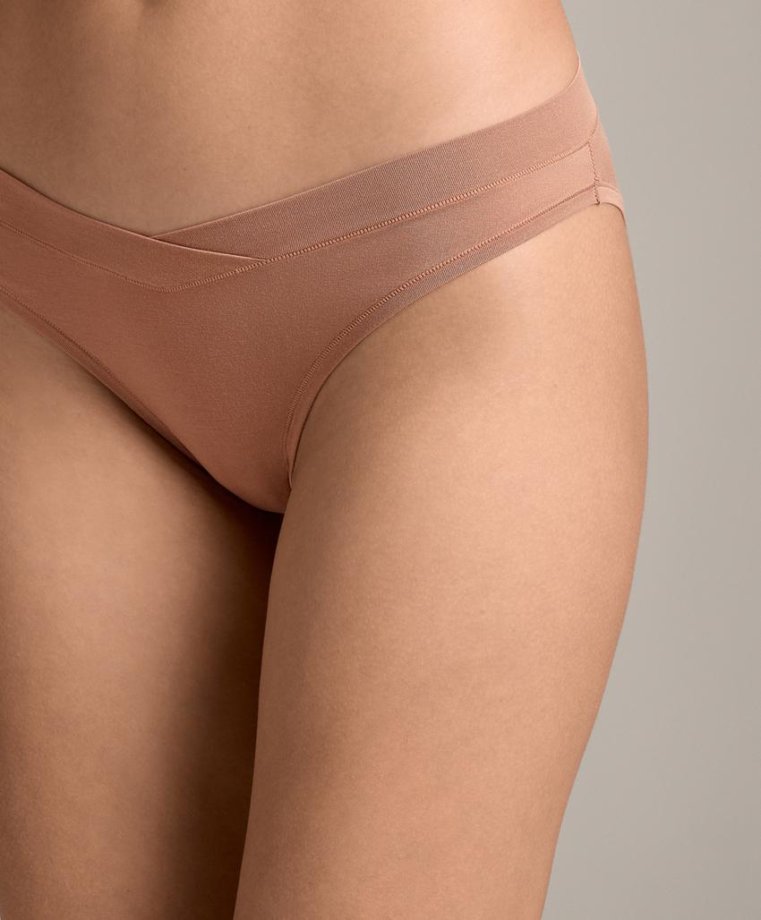 3 трусов бразильяна из смесового модала с V-образным вырезом