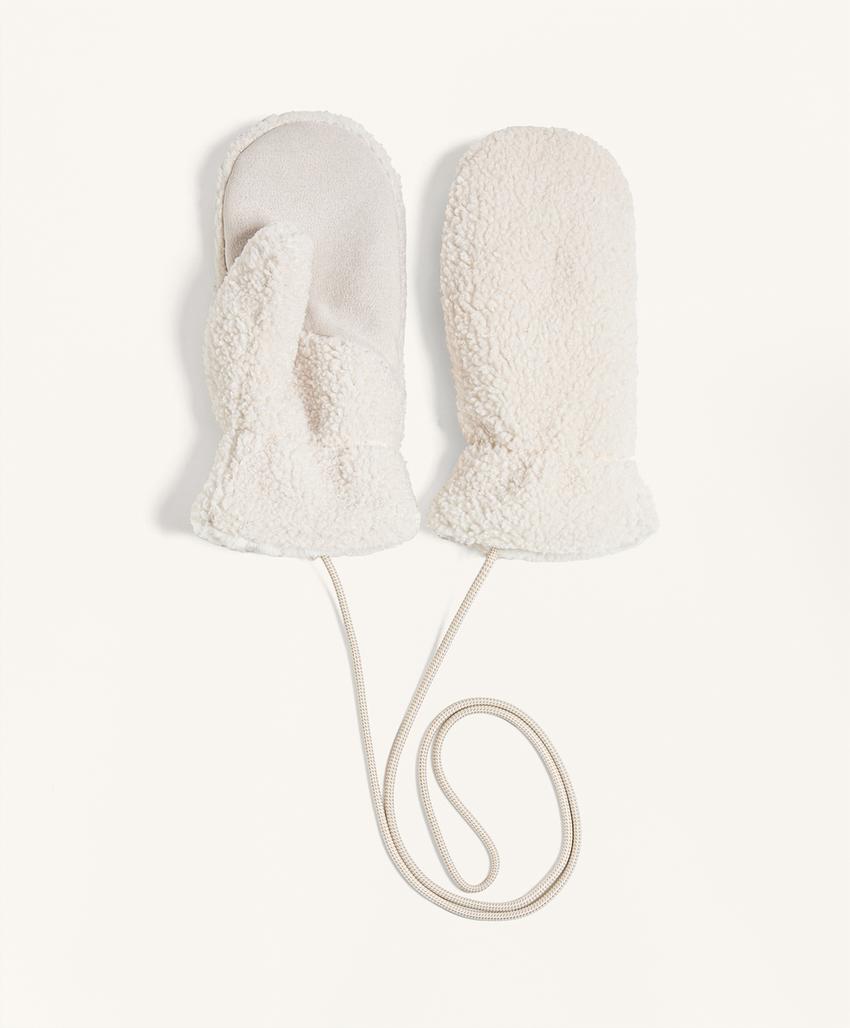 Рукавицы из искусственной овчины со шнурком