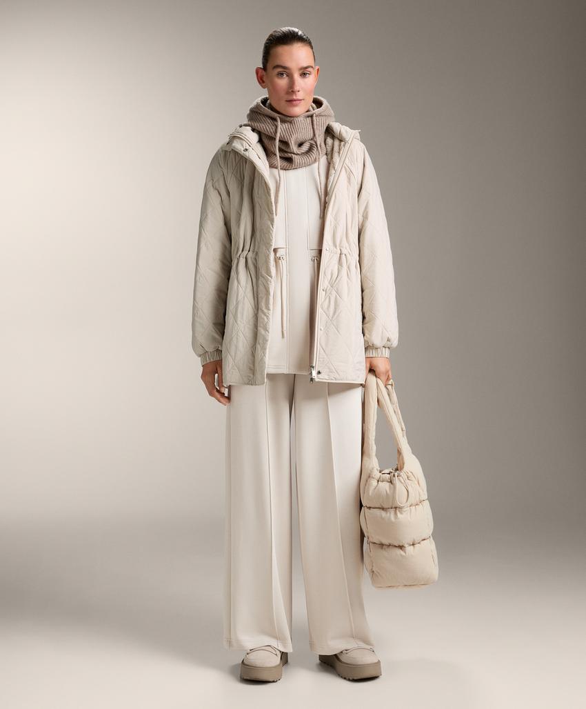 Прямые брюки с рельефным швом из модала с мягкой отделкой