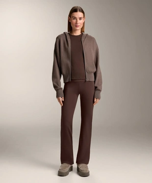 Вязаная куртка с капюшоном, детали по бокам- Заказать в России