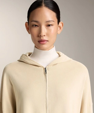 Длинная вязаная куртка с капюшоном- Заказать в России