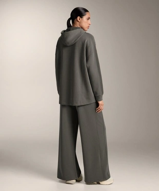 Длинная куртка с капюшоном, детали в рубчик, из модала с начесом- Заказать в России