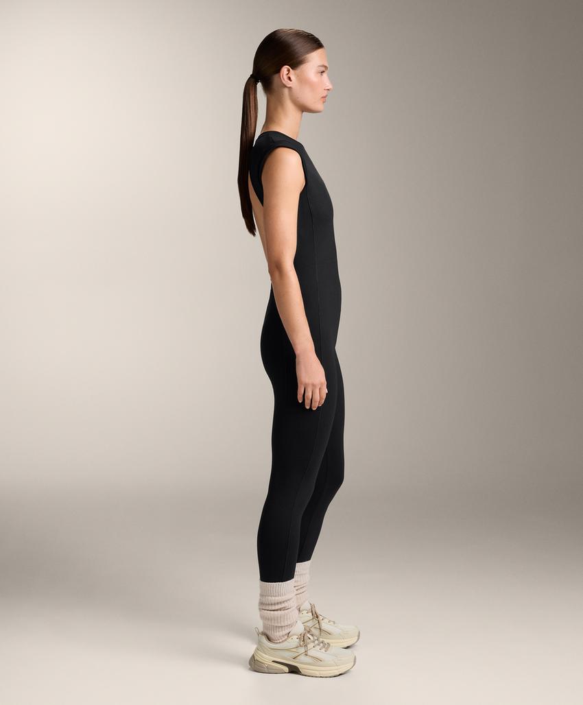 Длинный комбинезон Evermove без рукавов