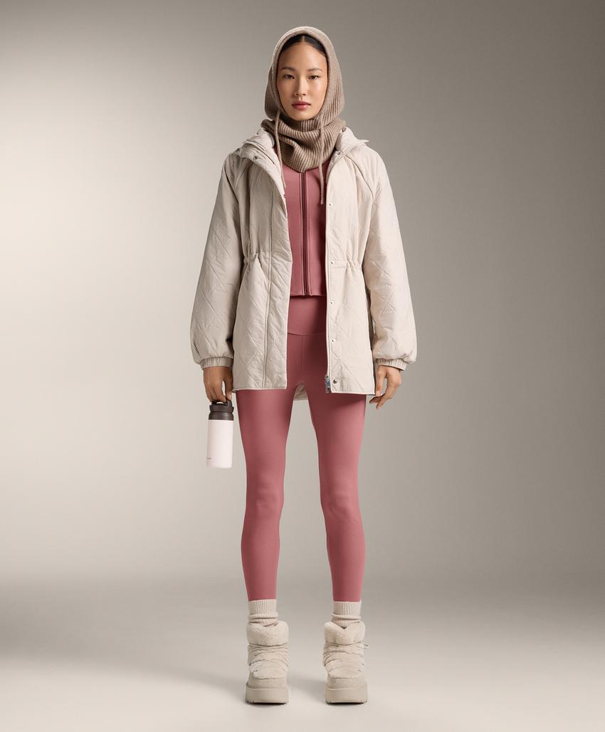 Легкая и теплая высокотехнологичная куртка