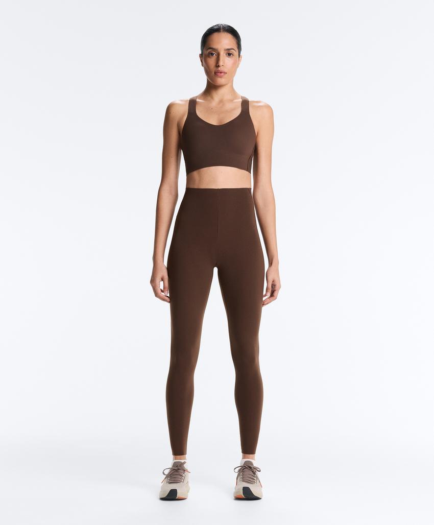 Light Touch medium-support crossover back bra