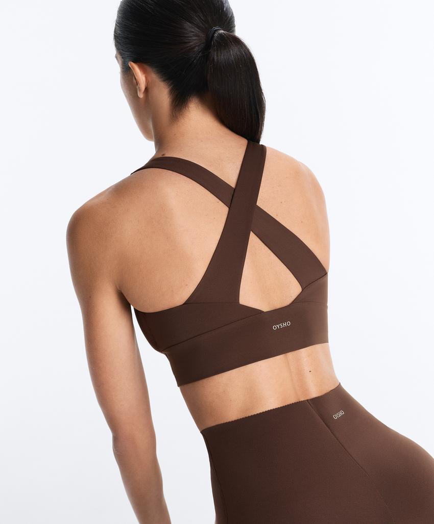 Light Touch medium-support crossover back bra