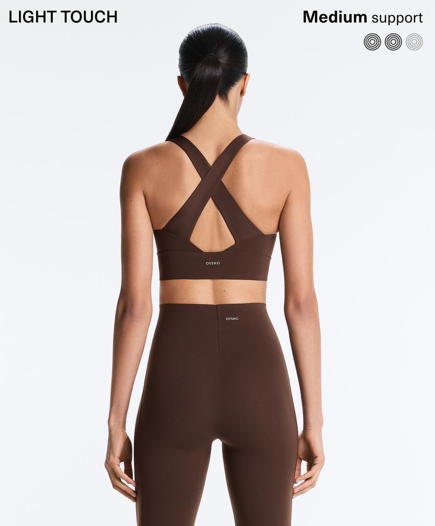 Light Touch medium-support crossover back bra
