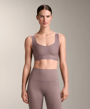 Спортивный бюстгальтер PERFECT ADAPT со средней степенью поддержки- Заказать в России