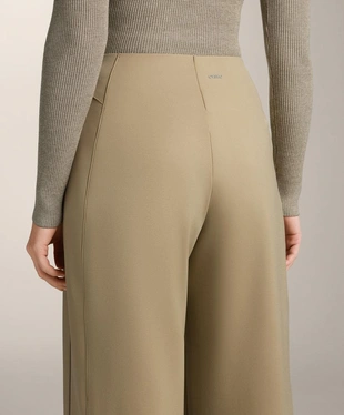 Прямые брюки HIGH RISE с эффектом неопрена и PIPING- Заказать в России