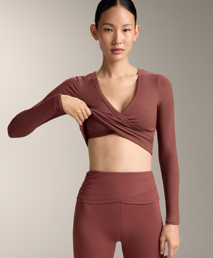 Tank top Comfortlux с перекрестными деталями и длинными рукавами