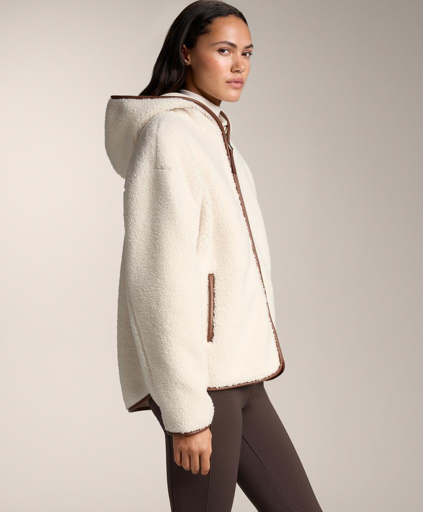 Куртка из искусственной овчины с капюшоном