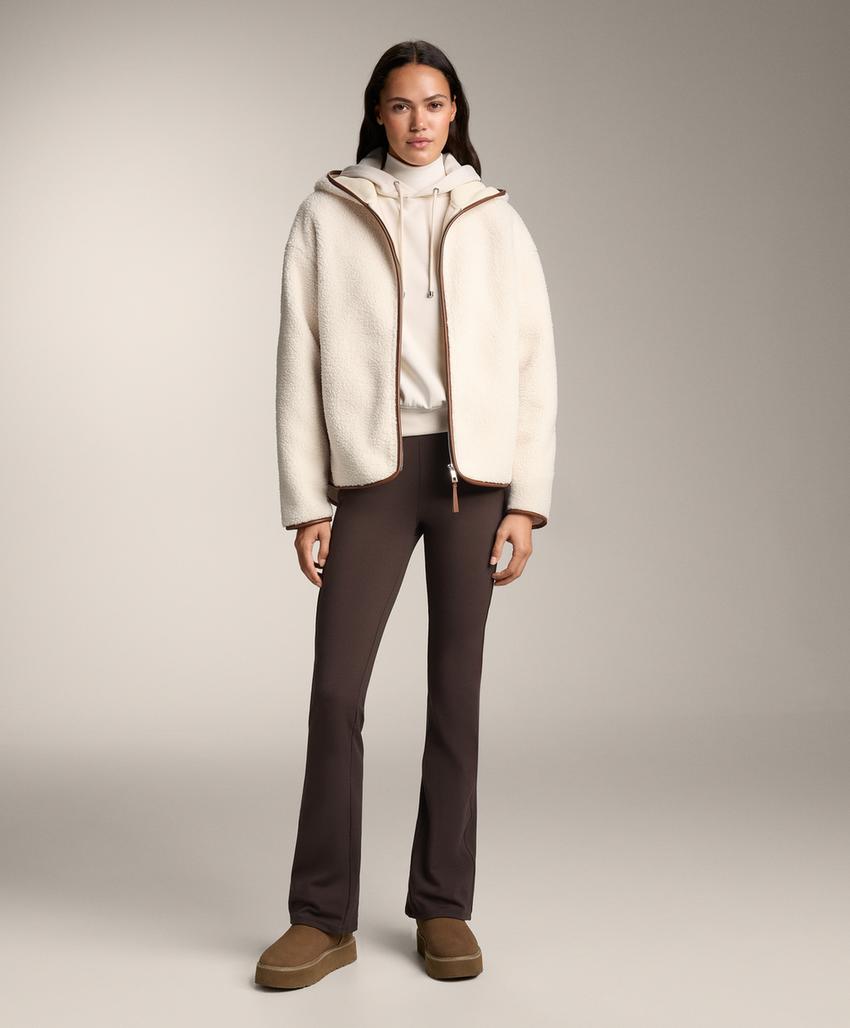 Куртка из искусственной овчины с капюшоном