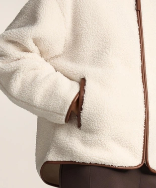 Куртка из искусственной овчины с капюшоном- Заказать в России