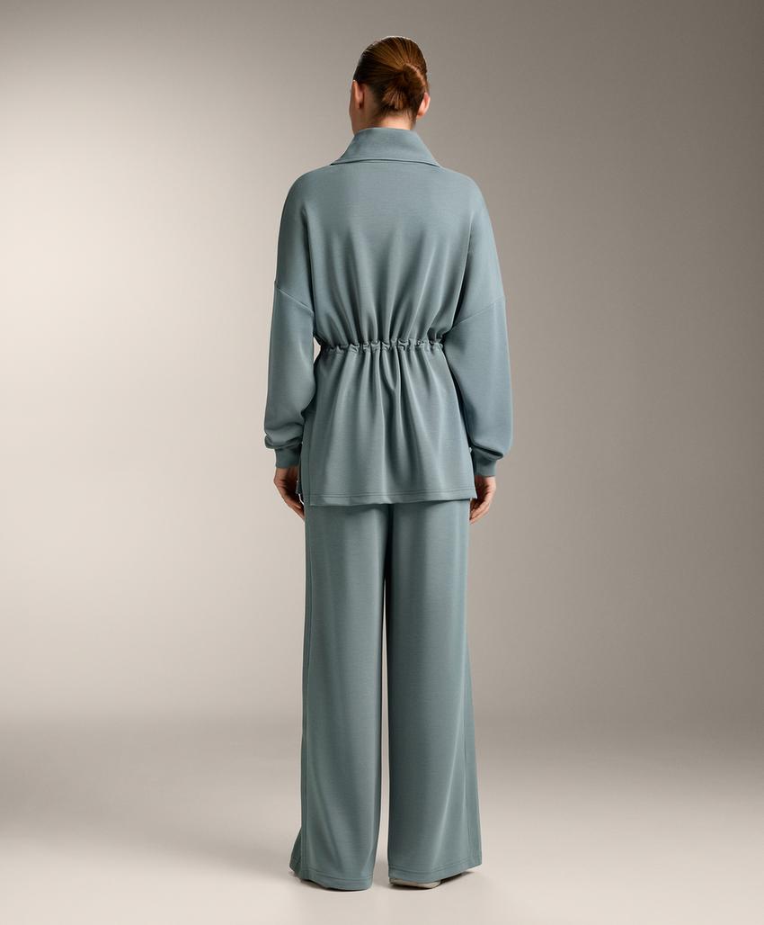 Толстовка на полумолнии из модала с мягким прикосновением