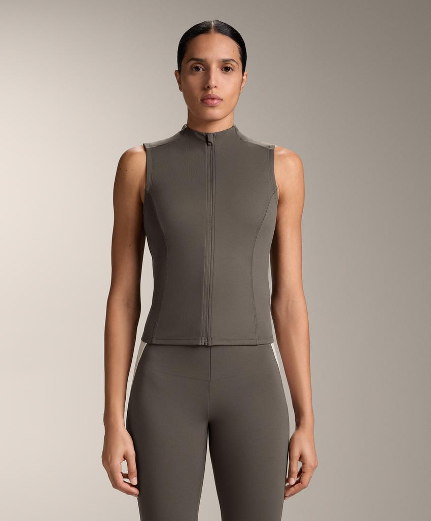 Футболка на молнии без рукавов