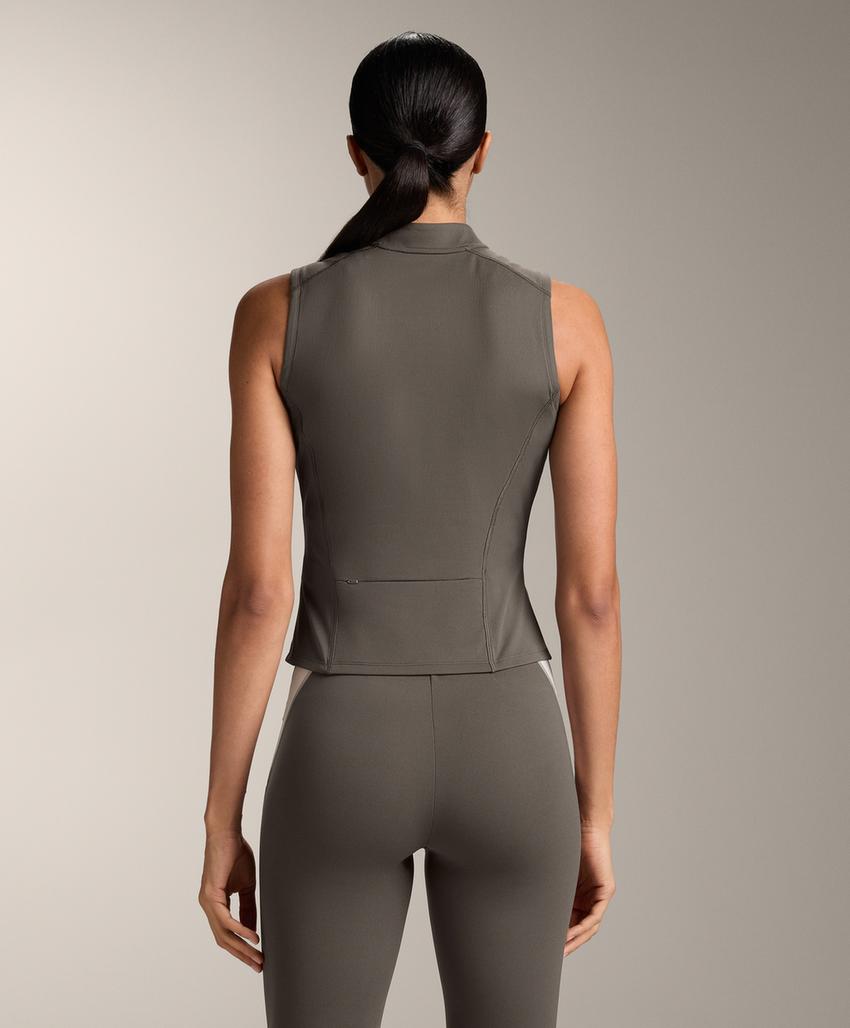 Футболка на молнии без рукавов