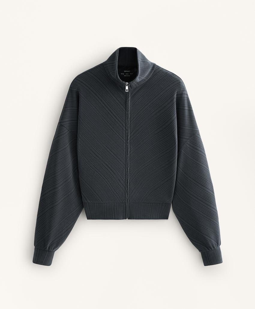 Куртка с асимметричной полосой из ткани с модалом