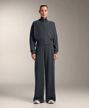 Куртка с асимметричной полосой из ткани с модалом- Заказать в России