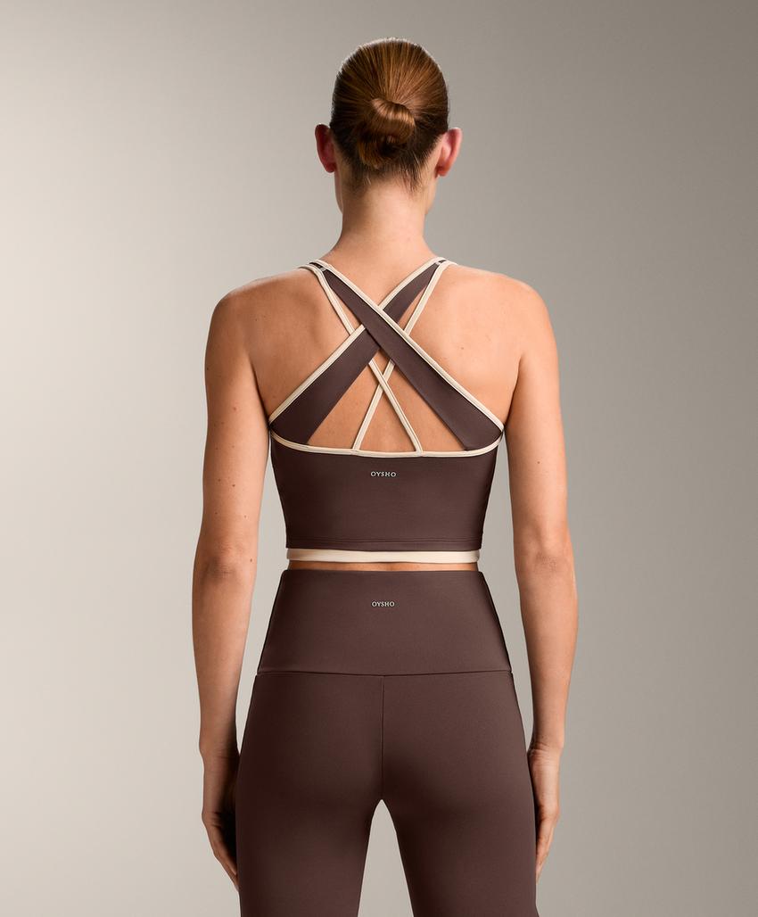 Топ с застежкой на спине comfortlux с контрастными вставками