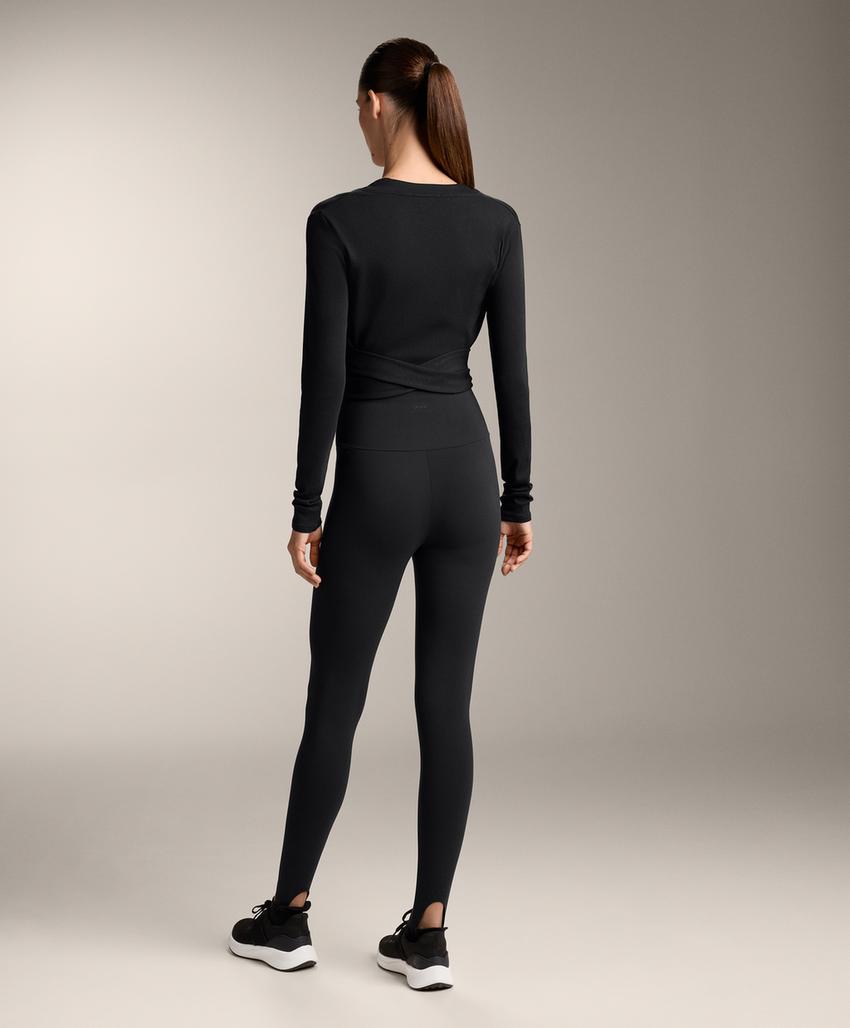 Футболка из рибаны с завязкой