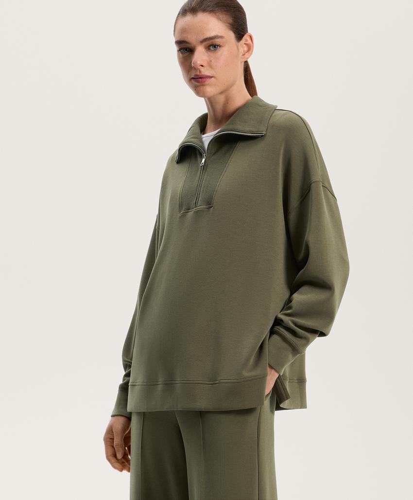 Толстовка с молнией на половину длины из мягкого модала с ребристыми деталями