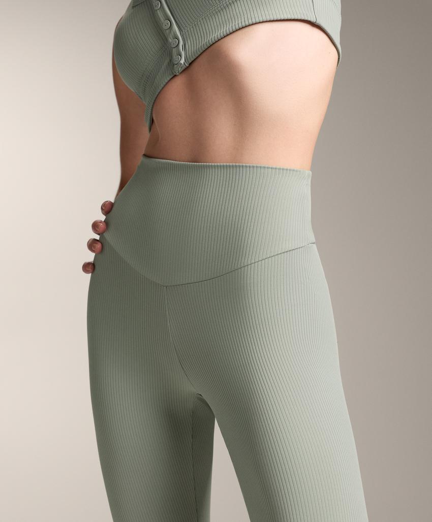 Леггинсы с высокой талией и укороченной длиной comfortlux rib