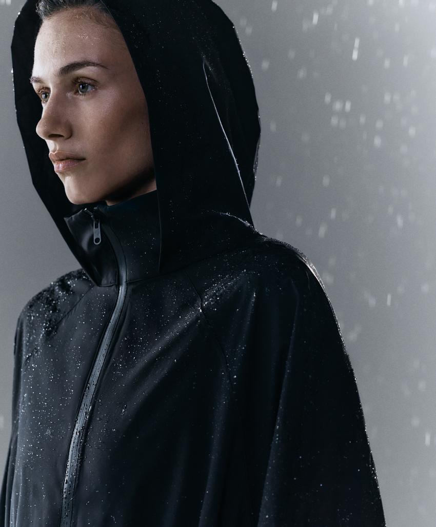 Ультралегкий компактный плащ с водонепроницаемостью 10 000 мм