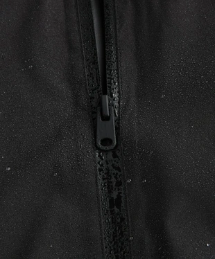 Ультралегкий компактный плащ с водонепроницаемостью 10 000 мм- Заказать в России