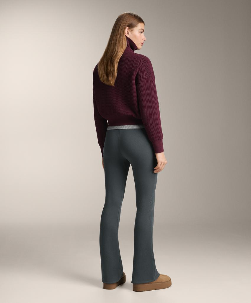 Теплые бесшовные брюки клеш в рубчик с очень высокой посадкой, 70 см