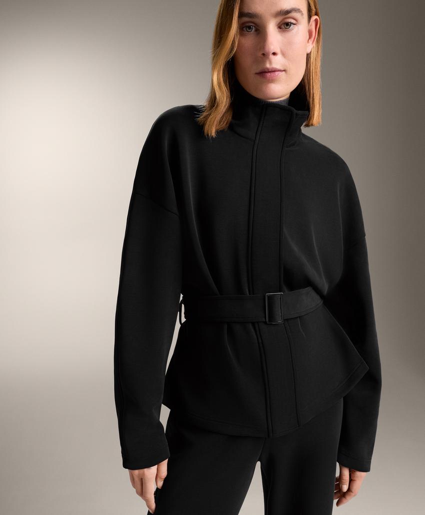 Длинное пальто с поясом из мягкой модальной ткани