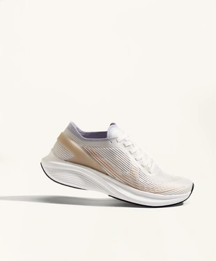 Кроссовки для бега - для начинающих, легкие- Заказать в России